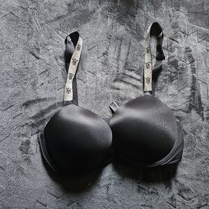 Victoria secret push up bras add 2 cups